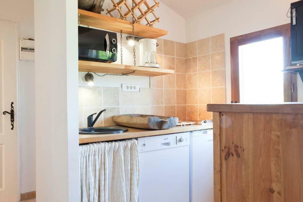 Le Des Garrigues Holiday home Restinclieres